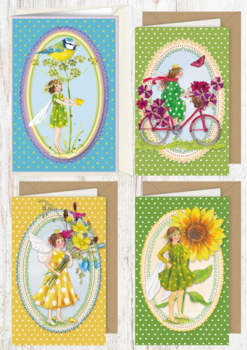 4 små søde dobbelt fe-kort med glimmer og kuverter (kuverterne kan variere) 13,4 x 8,5 cm