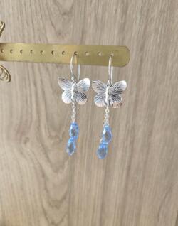 Sølv-Sommerfugle med LYSEBLÅ Light Sapphire Swarovski krystaller FRI FRAGT indtil 7. juni Fratrækkes manuelt