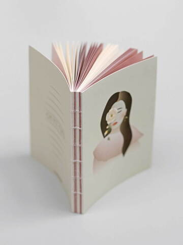 Inner Peace pakke med 2 små bæredygtige notesbøger A6 med creme og rosa sider UDEN LINJER i fin samlet gavepose