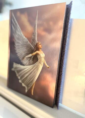 MED LINJER Angel Book med magnetklap  15,5/22 cm hardcover