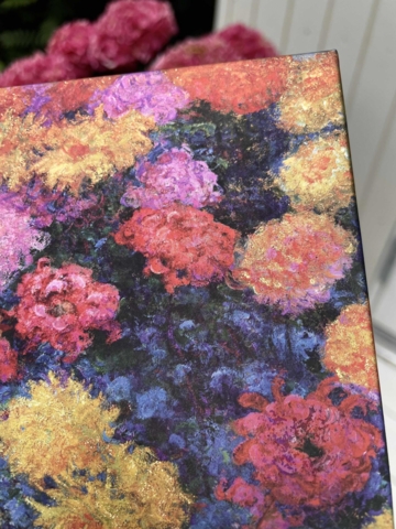 TILBUD spar 50,- normalpris 300,- MED LINJER - MONET - særligt eksklusiv notesbog i stort format 18/23 cm 144 syrefri cremefarvede sider Indbundet som gammel bog I smuk indpakning hardcover