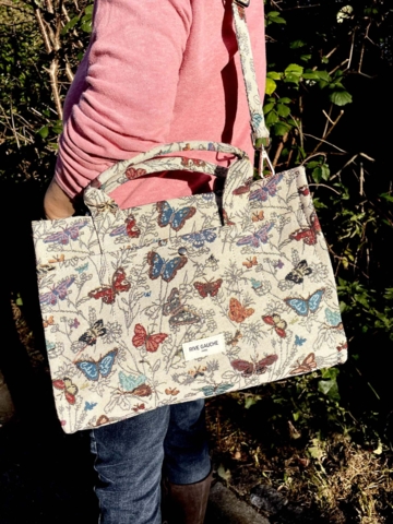 Stor sommerfugle-taske med foring FRI FRAGT (ikke i gaveindpakning grundet størrelsen)