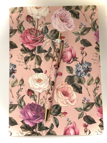 A5 Notesbog med linjer Roser med "guld" 192 sider med linjer (Kuglepennen kan købes separat)