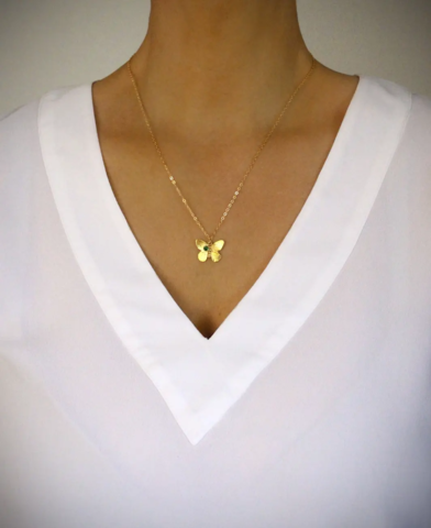 Sommerfugle halskæde 18 K forgyldt med smaragd kan justeres 42-49 cm