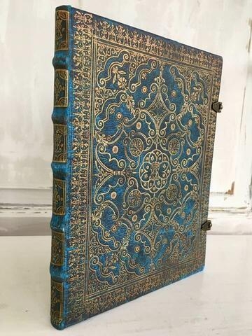 MED LINJER Azure The Holy Week Ultra 18/23 cm 144 syrefri sider Indbundet som gammel bog i smuk indpakning