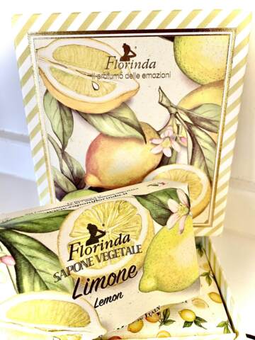 Eksklusiv gaveæske med sæbe og duftposer SØD CITRON