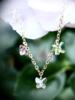 Introduktions-TILBUD Nyhed Delikat Sommerfugle-armbånd 18 karat forgyldt spar 145,- hele sommeren Normalpris vil blive 495,-